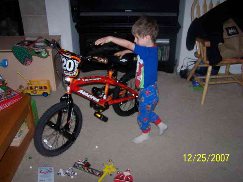 778x577 pixels (40K)